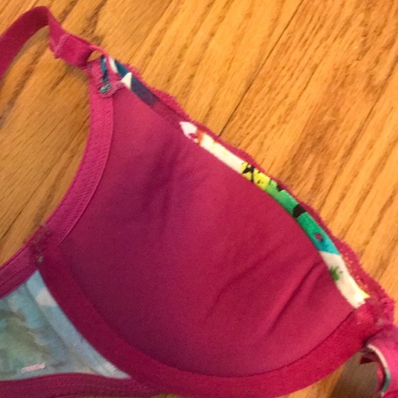 Sold- Set 2 Flirtitude Pushup Bras 32A ✨ - Picture 6 of 10